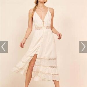 Reformation Shelley Dress in White (Size 2)